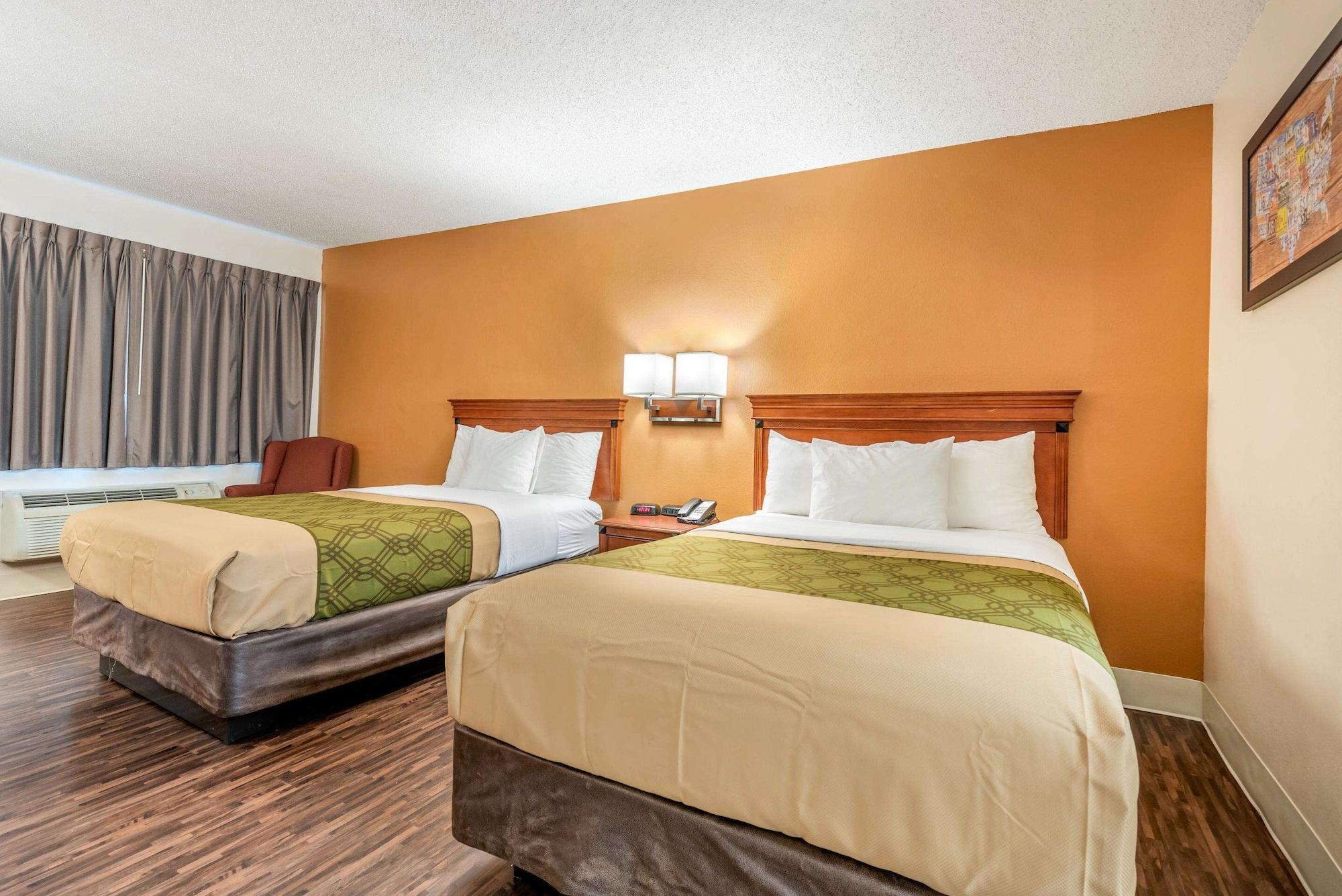 Econo Lodge Downtown Луисвил Екстериор снимка
