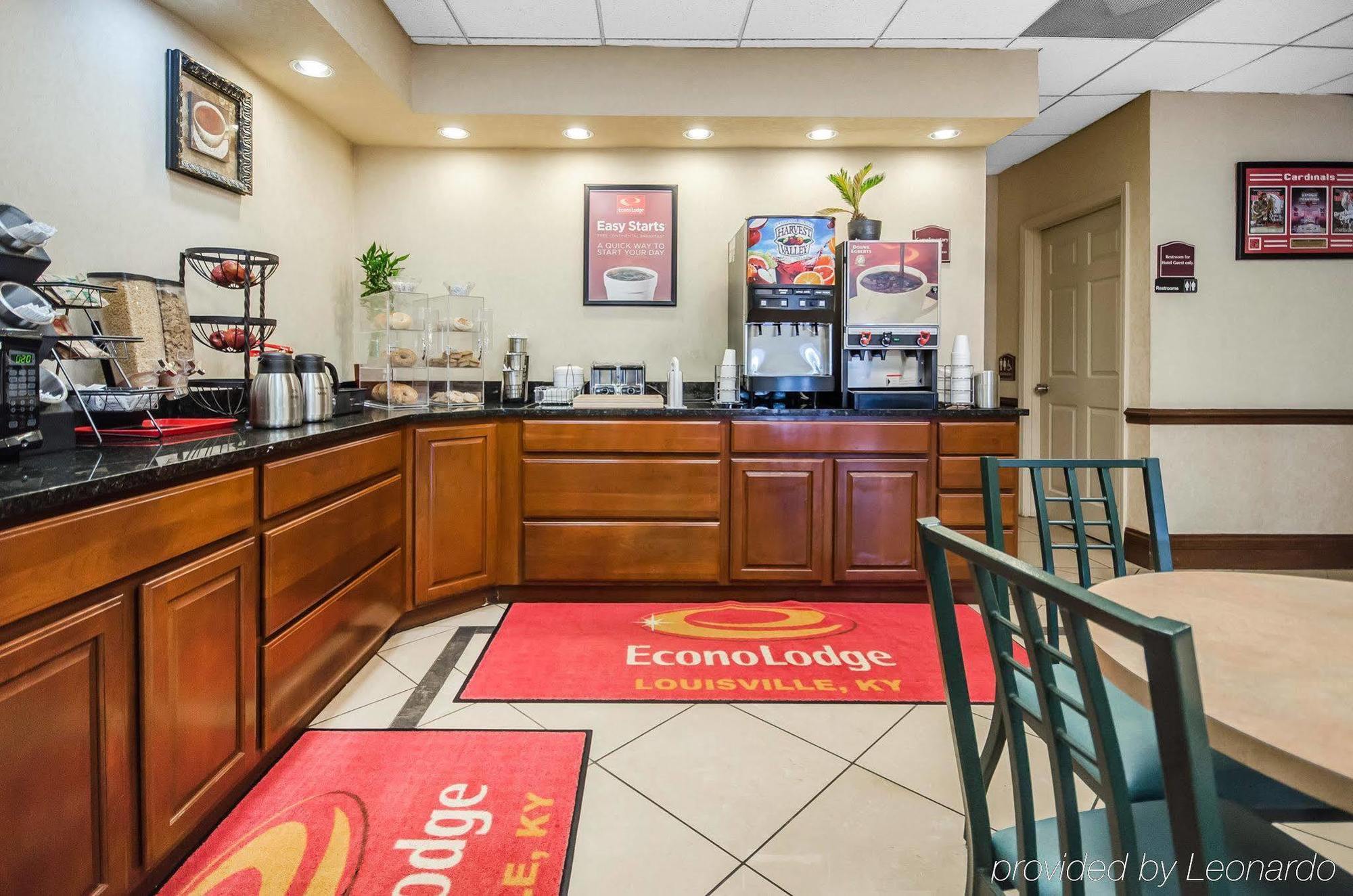 Econo Lodge Downtown Луисвил Екстериор снимка